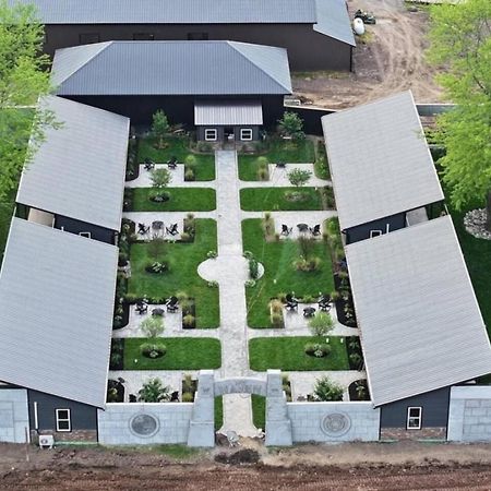 Big Cat Bungalows At The Haven - Lion 2 Canastota Luaran gambar